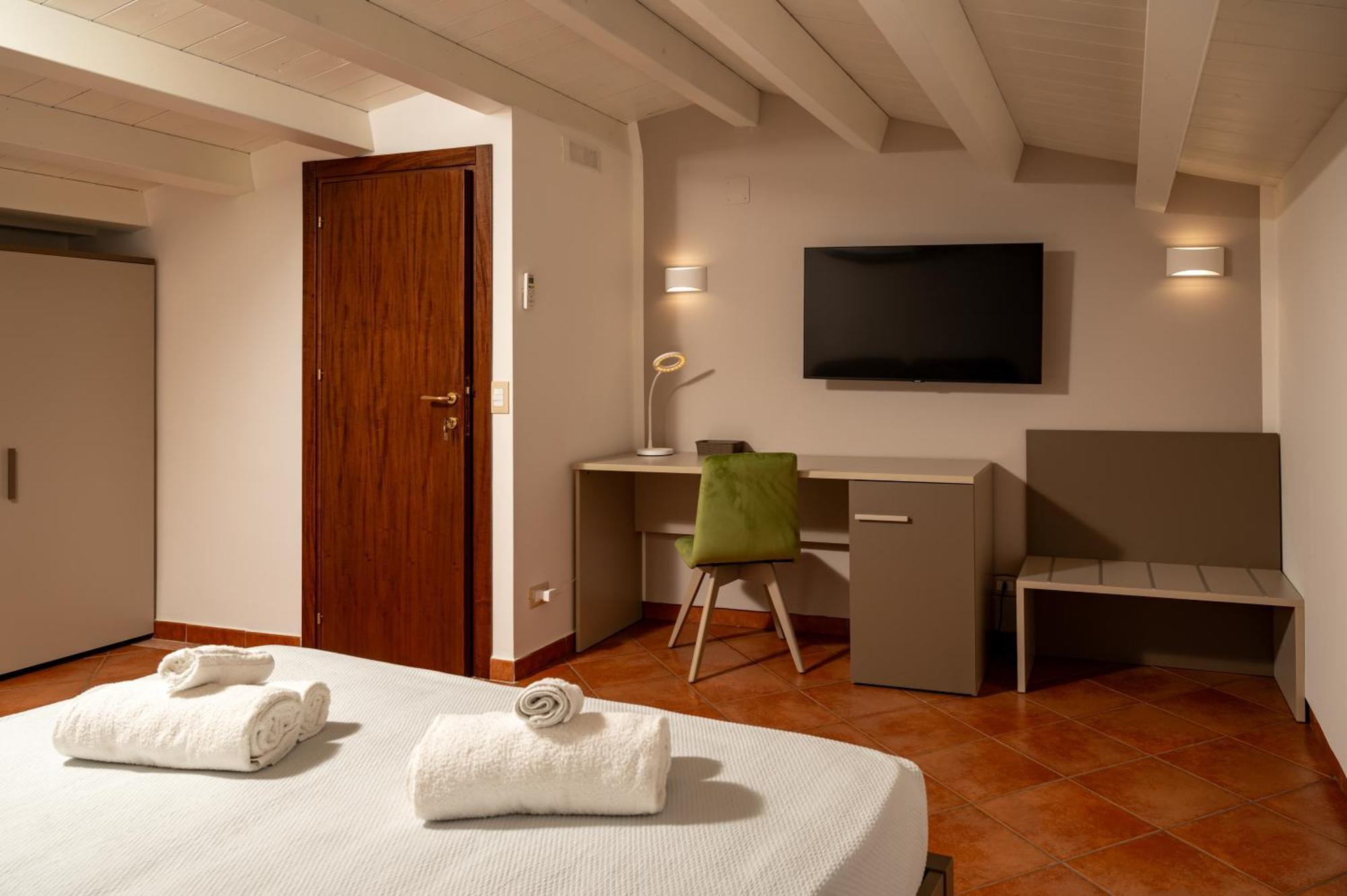 Casa Vacanze Tramonto Alla Marina 切法卢 外观 照片